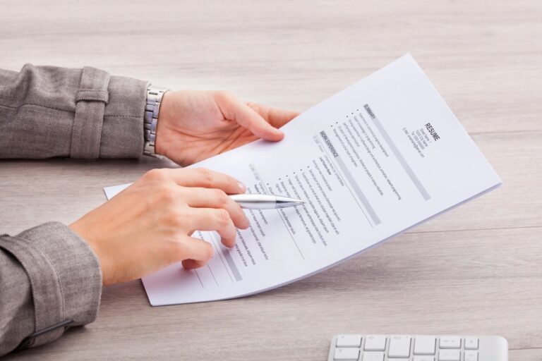 8 Resume Writing Tips to Get You the Desired Job